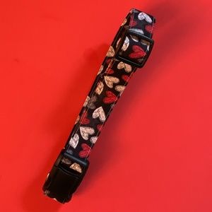 Large heart print dog collar